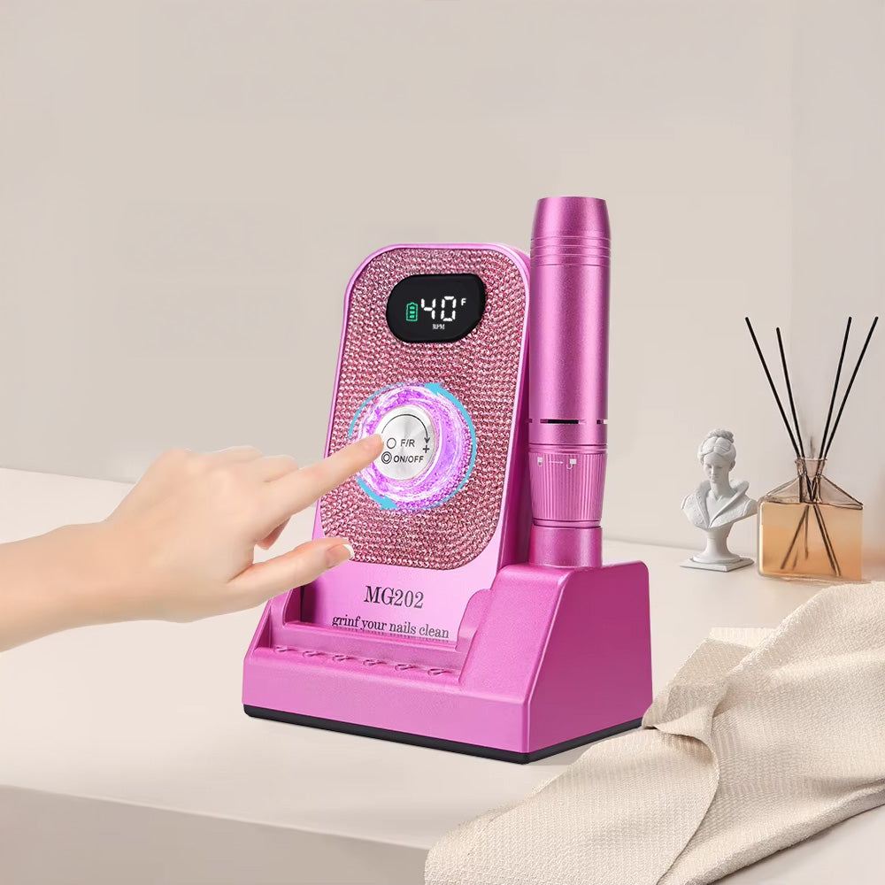 Ponceuse à ongles sans fil avec commande tactile et affichage digital – Réglage précis pour une manucure parfaite