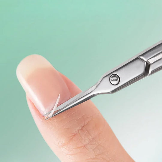 Ciseau ongle inox argenté moderne et efficace