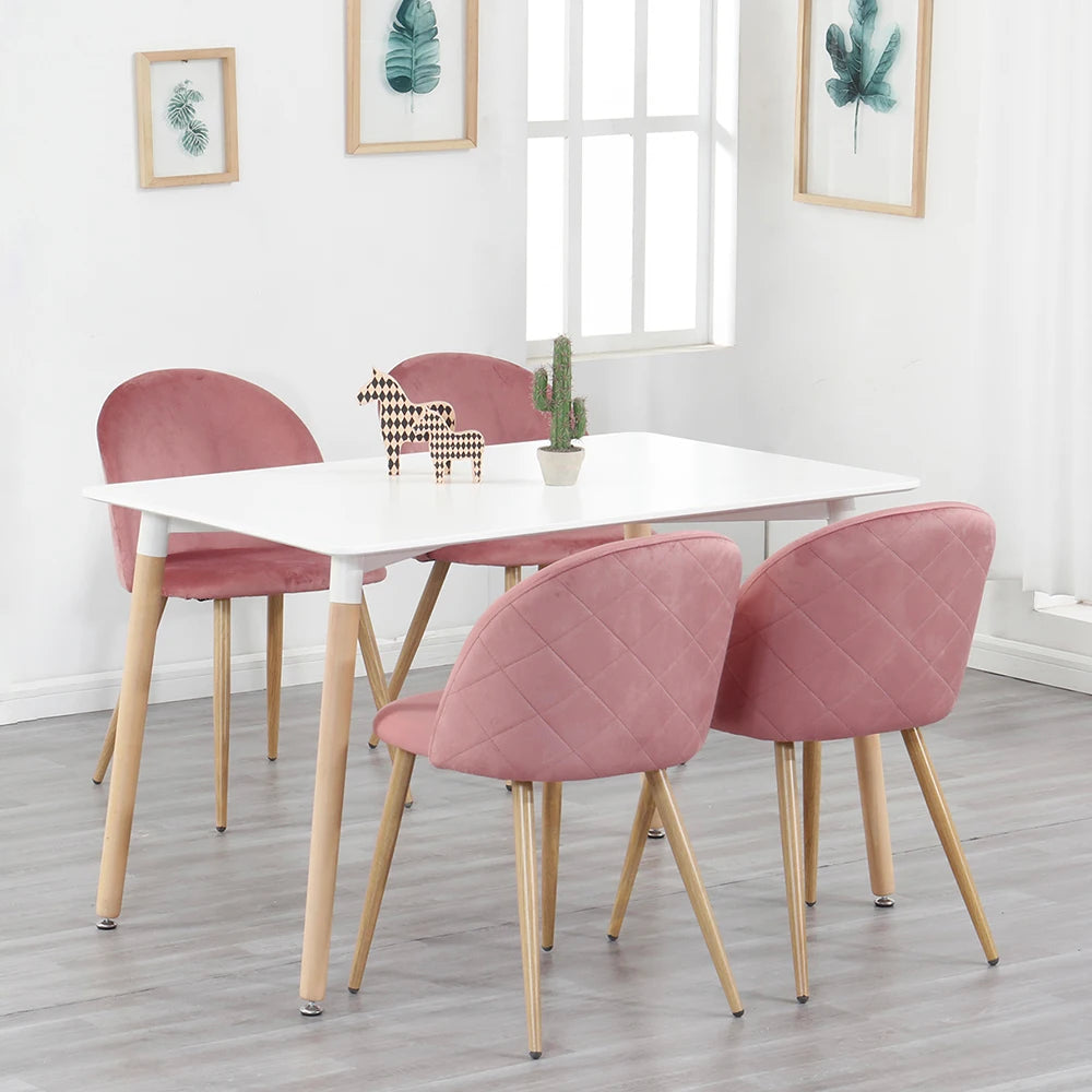 Lot de 4 chaises manucure rose en velours et pieds bois